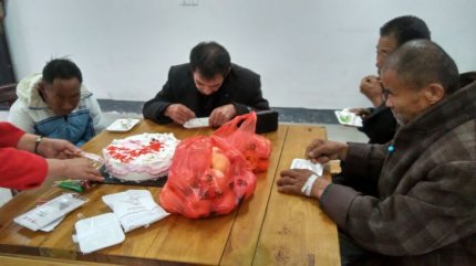 痘姆敬老院活动