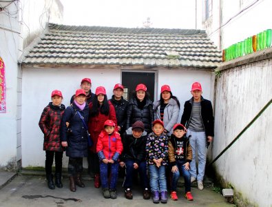 我们在独处老人方勤义家