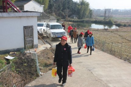 2015年冬送温暖活动余井行之柴阁村