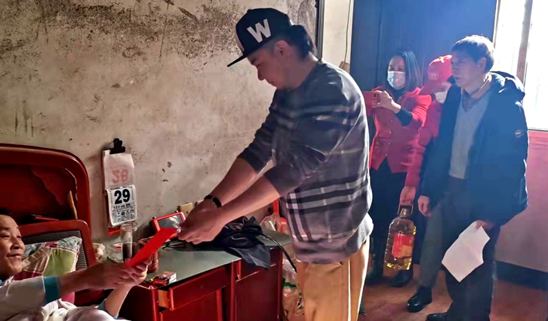冬至送温暖,“暖冬行动”传递爱(图11) 冬至送温暖,“暖冬行动”传递爱(图11)