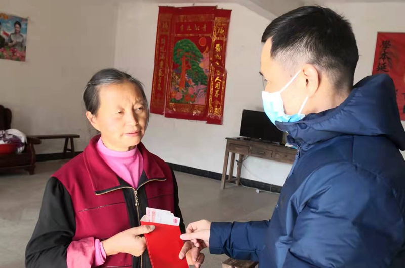 冬至送温暖,“暖冬行动”传递爱(图15) 冬至送温暖,“暖冬行动”传递爱(图15)